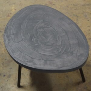Table-en-béton-sur-mesure-RUGIADA-Design-Italien-Anna-Farina-fabrication-artisanale-Anna-Colore-Industriale