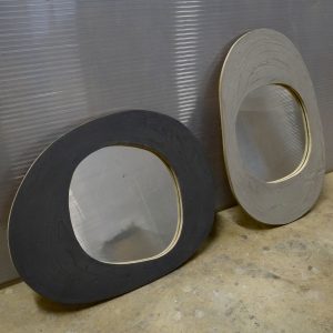 miroir-en-béton-sur-mesure-MOBILIER-INDUSTRIEL-Design-Italien-Anna-Farina-fabrication-artisanale-piece-unique-ANNA-COLORE-INDUSTRIALE