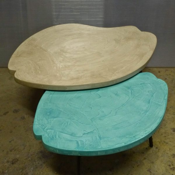 Table-basse-en-béton-sur-mesure-PESCE-Design-Italien-Anna-Farina-fabrication-artisanale-Anna-Colore-Industriale