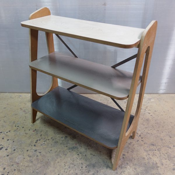 console-etagere-bois-béton-sur-mesure-concrete-craft-creations-mobilier-industriel-design-anna-farina-fabrication-artisanale-piece-unique-anna-colore-industriale-