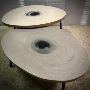 table-basse-en-beton-sur-mesure-rugiada-mobilier-industriel-design-italien-anna-farina-fabrication-artisanale-anna-colore-industriale