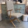 fauteuil-scandinave-vintage-industriel-multiposition-renove-retapisse-bois-tissus-beige-troisquart-position-haute-annacoloreindustriale
